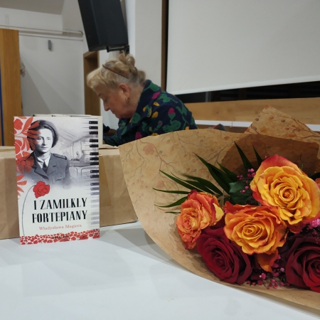 Spotkanie autorskie z Władysławą Magierą i promocja jej nanjnowszej powieści "I zamilkły fortepiany"